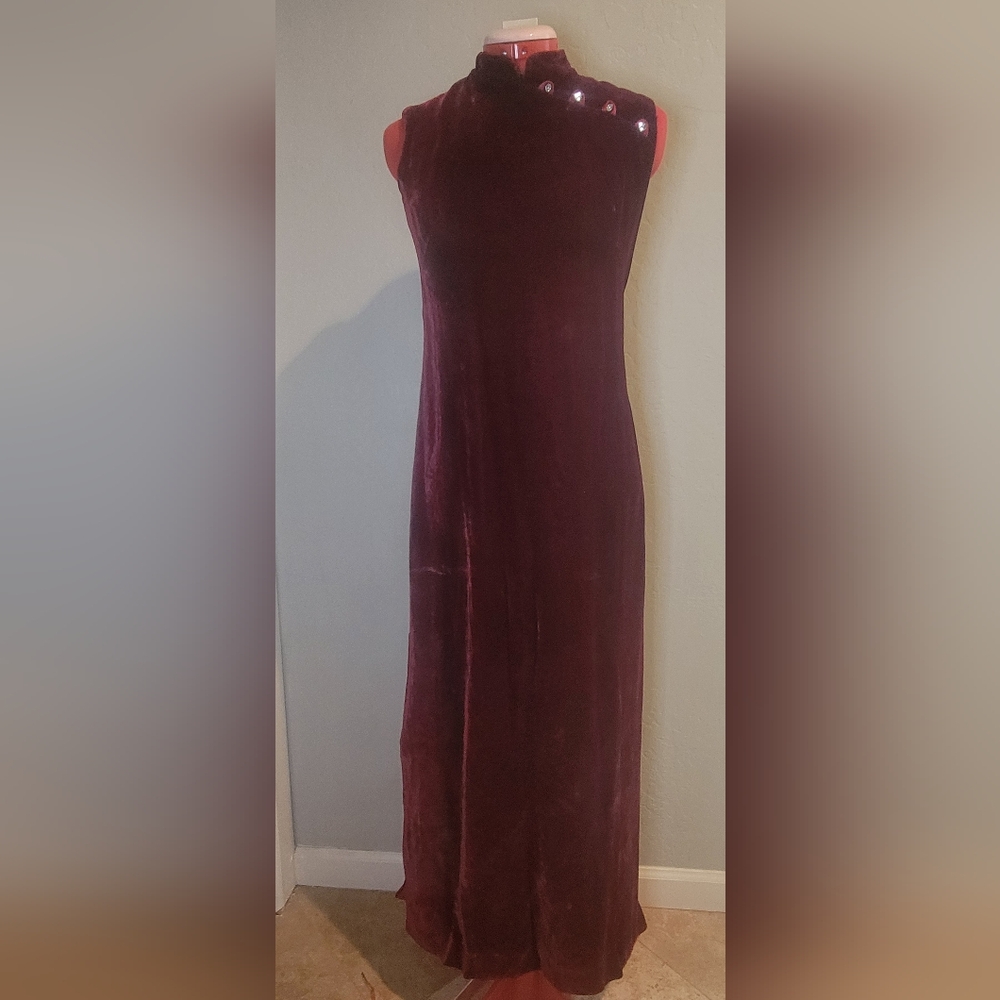 Vintage 1980's Asian Influenced Red Velour Dress - Picture 2 of 11